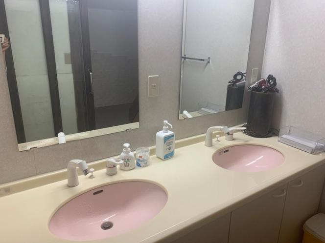 Iya Kankou Ryokan Миёси Экстерьер фото